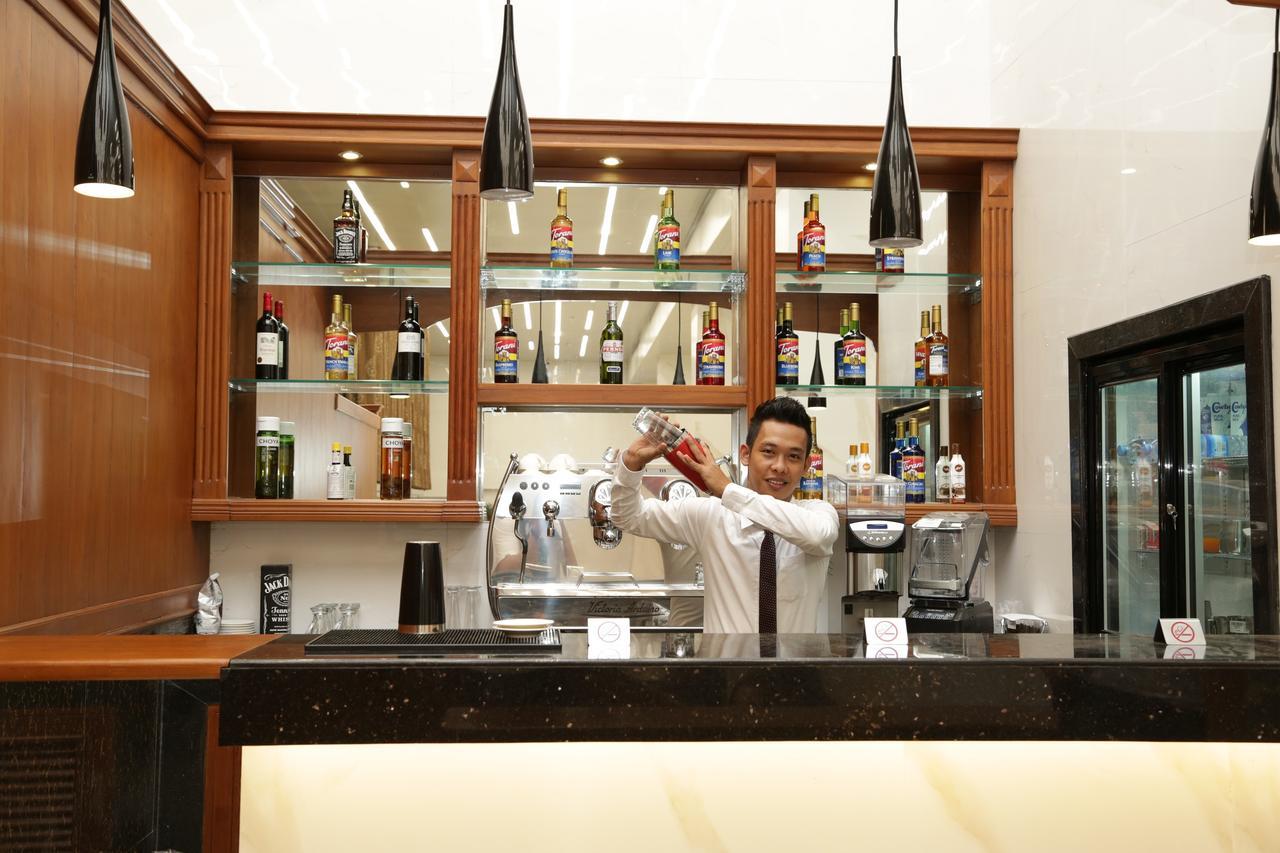 Pacific Hotel Yangon Bagian luar foto